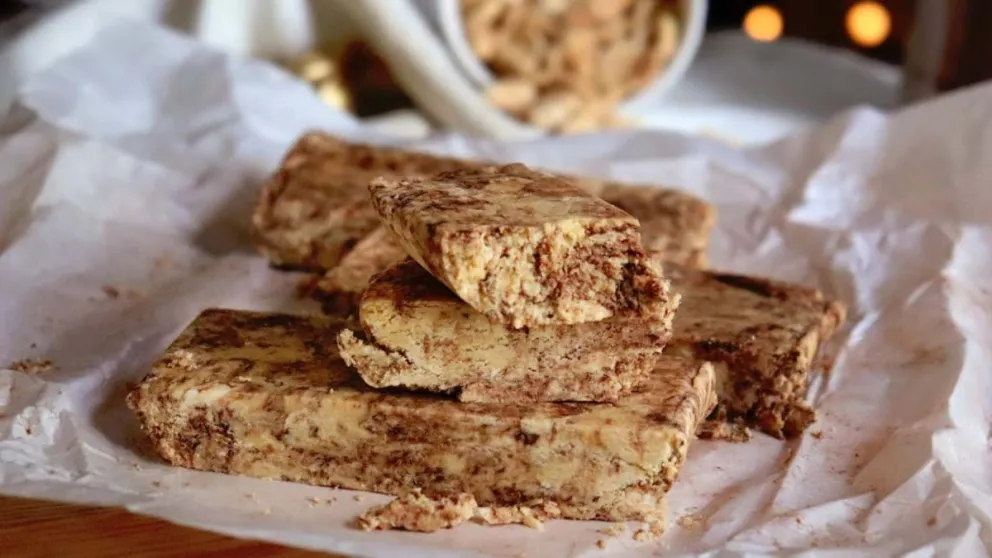 Rico, económico e ideal para las Fiestas: turrón de maní tipo Mantecol