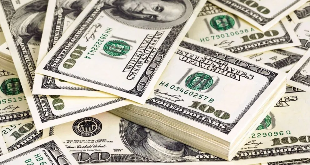 Leve retroceso del dólar blue: cotización del miércoles 21 de diciembre