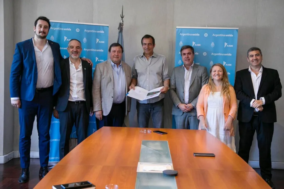 250 familias de El Bolsón tendrán vivienda propia gracias a gestiones del Municipio, Provincia y Nación