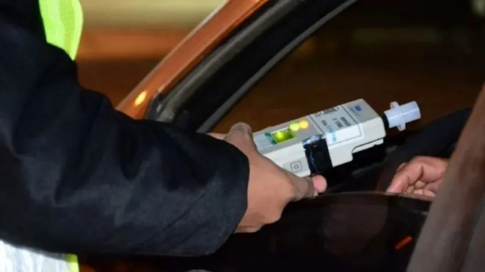 El intendente que prohibió la venta de alcohol durante la final del Mundial dio positivo en un control de alcoholemia