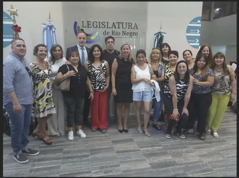 Trabajadores sociales ya tienen la Ley de Ejercicio Profesional