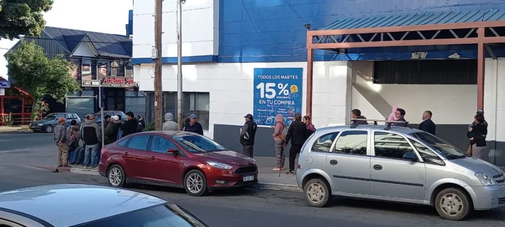 Desde temprano comenzó la vorágine de compras del 24 de diciembre