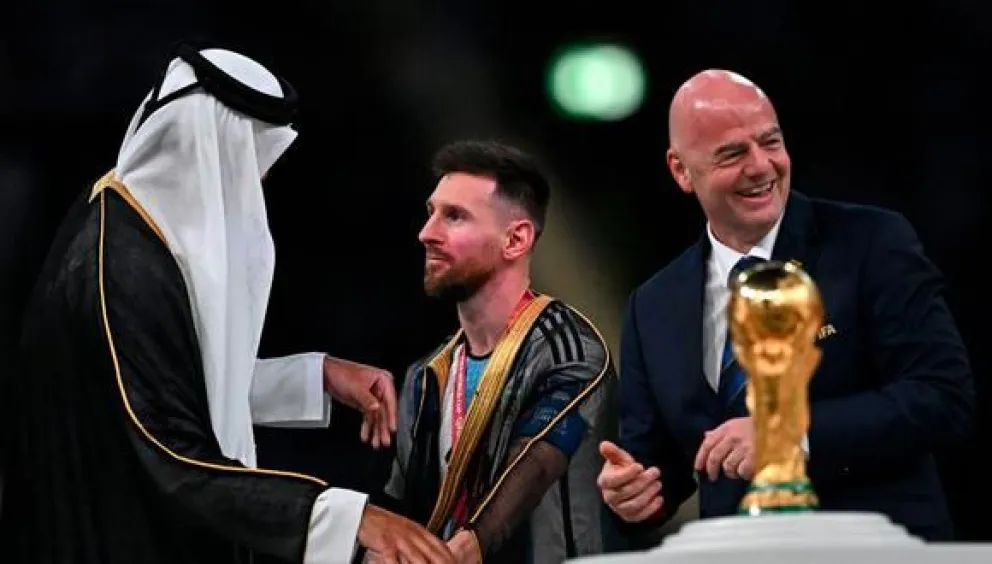 ¡Una fortuna! Mirá cuánto ofrecen por la túnica que usó Messi cuando alzó la Copa del Mundo