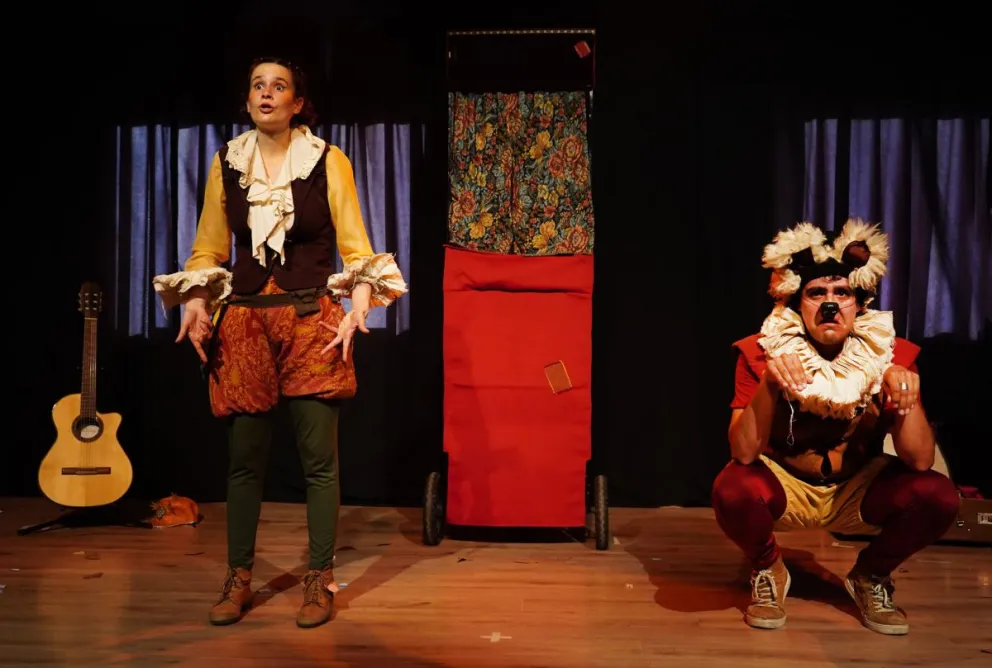 Teatrantes no desespera, avanza a pie firme y sostiene sus tres pilares