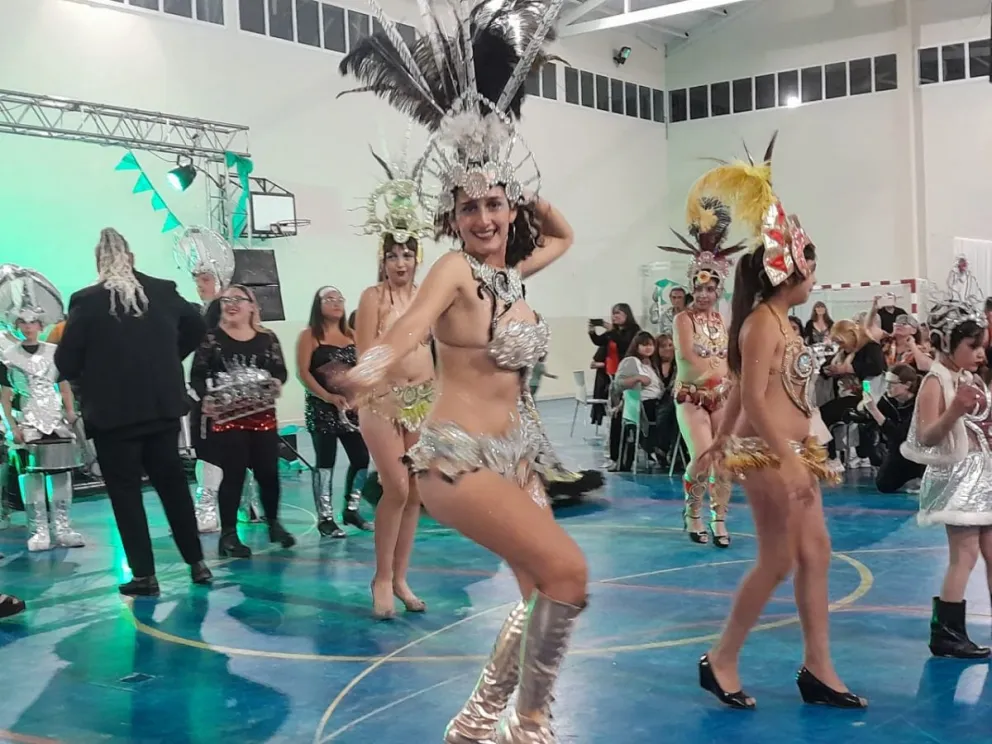 Alfa invita a sumarse a su comparsa