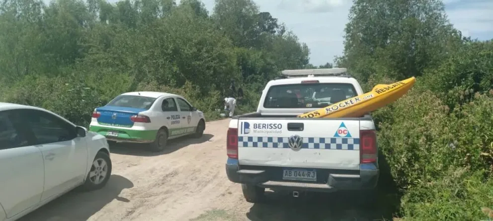Encontraron el cadáver de una mujer flotando en un desagüe del Río de La Plata