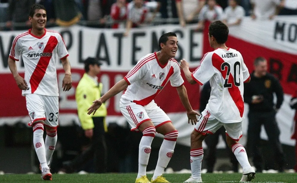 El equipo dirigido por Martín Demichelis sueña con repatriar a dos jugadores que se desempeñan en el exterior