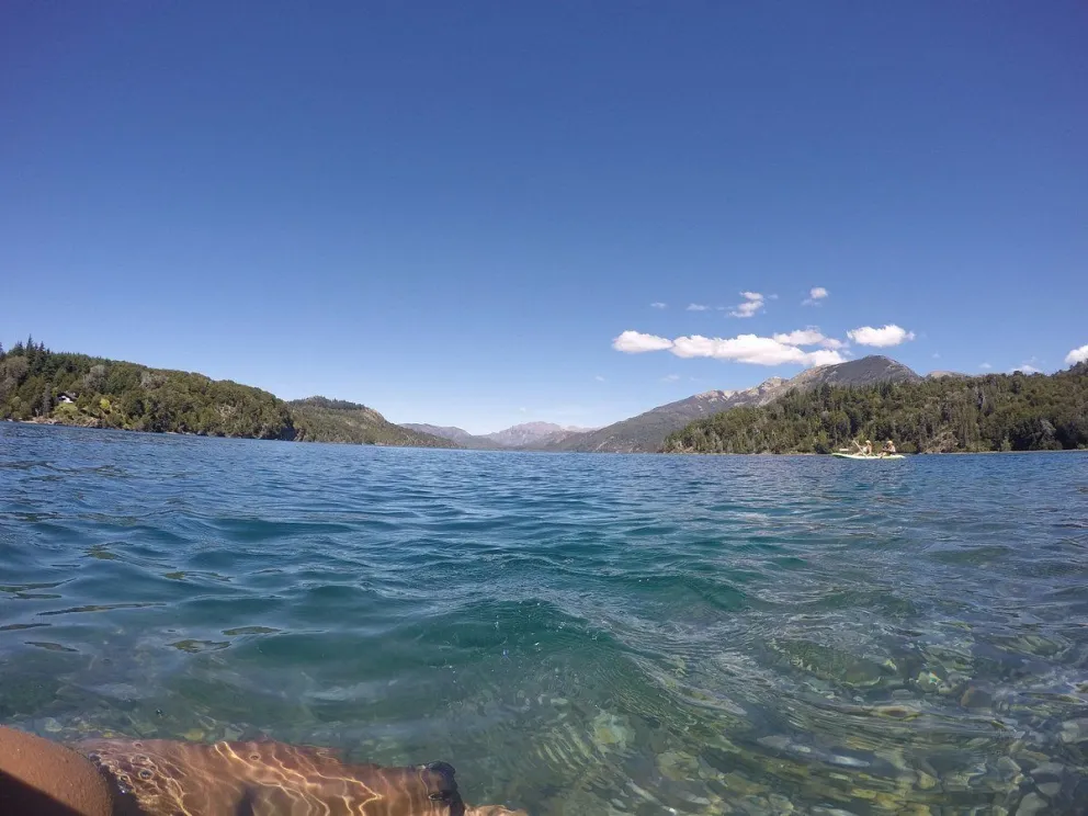 La bajada al lago en el kilómetro 13 continúa su renovación 