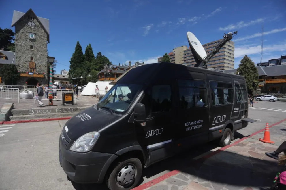 La camioneta de AFIP Móvil ya se encuentra en el Centro Cívico 