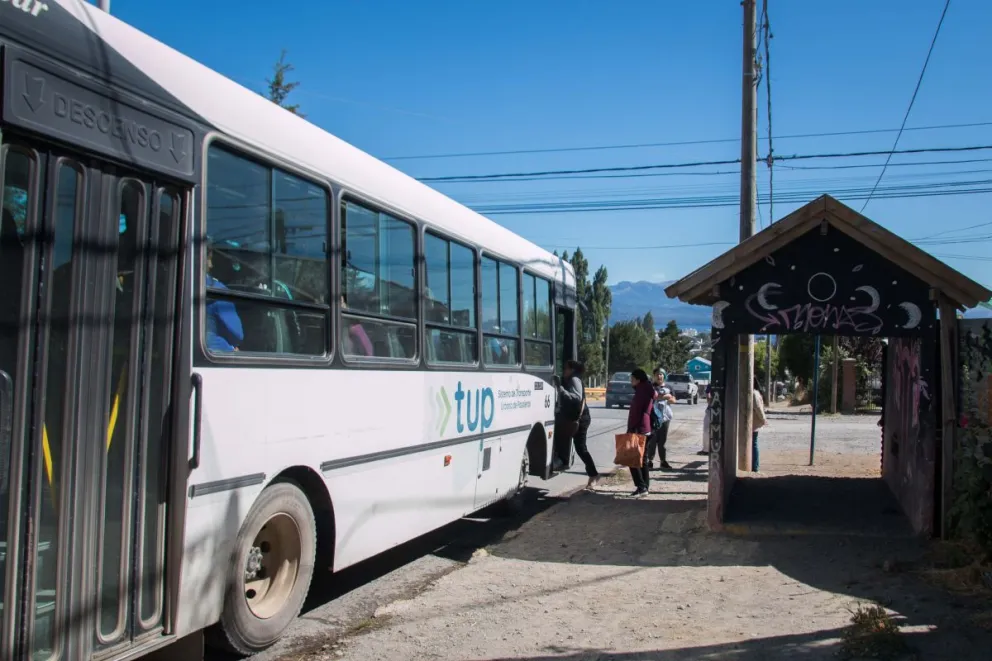 ¿Cómo funcionará el transporte urbano de pasajeros jueves y viernes de Semana Santa?