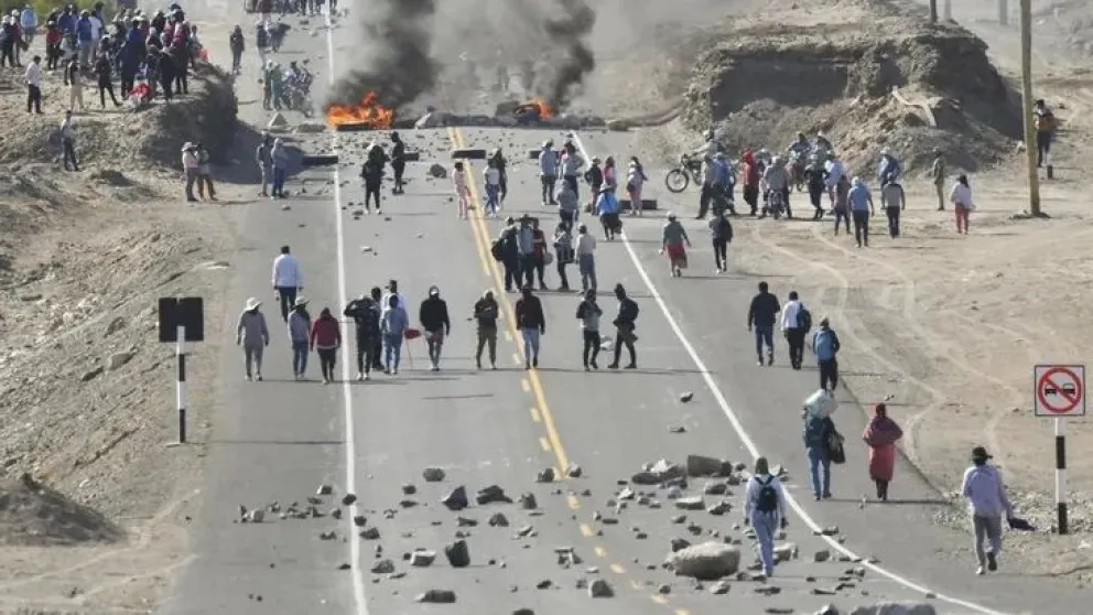 Perú: amplían el estado de emergencia y continúan las protestas
