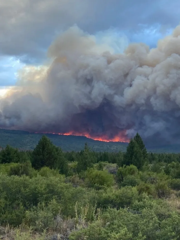 SPLIF Bariloche se suma al combate del fuego en cercanías del río Ternero