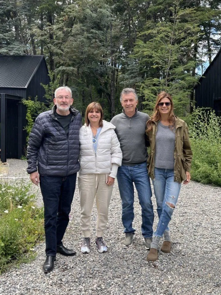 Macri recibió a Bullrich en Villa La Angostura