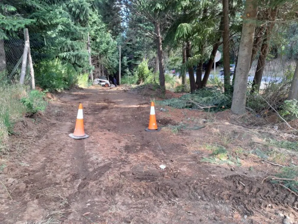 Comenzaron los trabajos para construir un nuevo paseo en la zona del Oeste