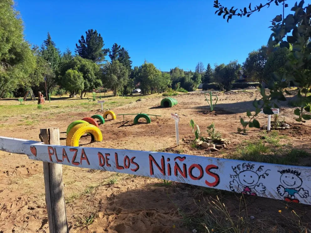 Vecinos de la plaza del kilómetro 13 dicen desconocer la intención de construir allí un gimnasio 