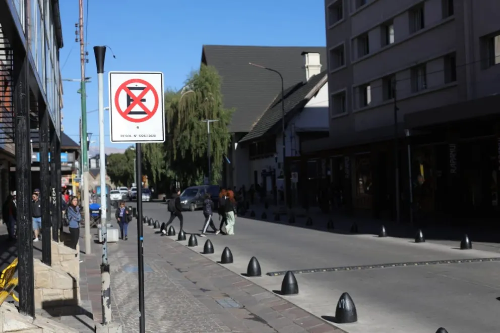 Desde este miércoles, la calle Mitre cambia de sentido