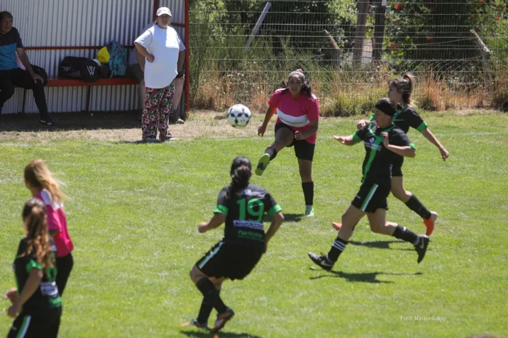 El sábado las chicas salen a la cancha