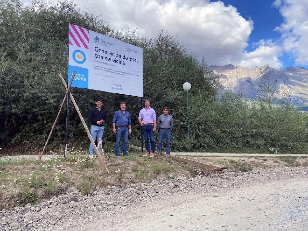 El Bolsón: Invertirán $2.500.000.000 para construir viviendas sociales