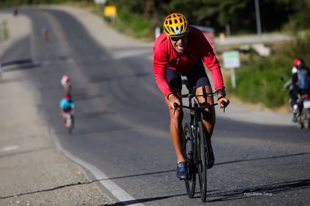 Destacada tarea de barilochenses en el tradicional triatlón