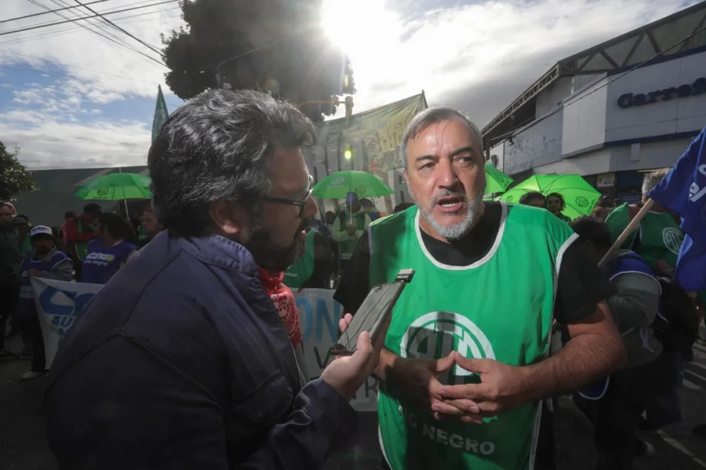 Rodolfo Aguiar: "La provincia debe recuperar los dominios sobre todos los recursos naturales"