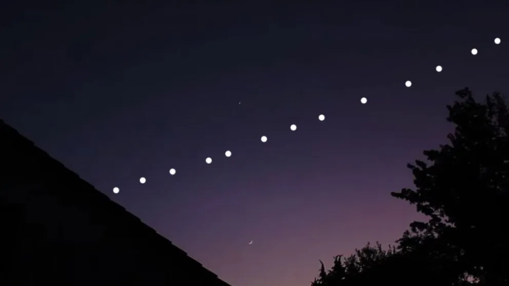 Esta noche se podrán ver los satélites de Elon Musk en el cielo de Río Negro: a qué hora  