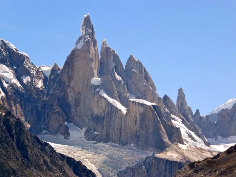 El escalador que perdió la vida en el cerro Torre era un médico barilochense 