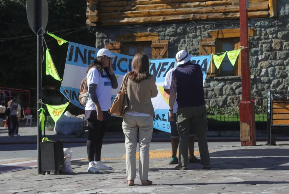 Infancia sin Maltrato esperó en el Cívico la lectura de sentencia por Lucio