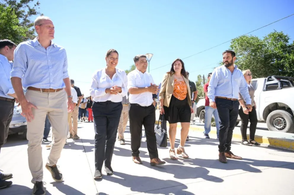 La gobernadora inauguró una nueva línea de prevención para niños y niñas de la provincia