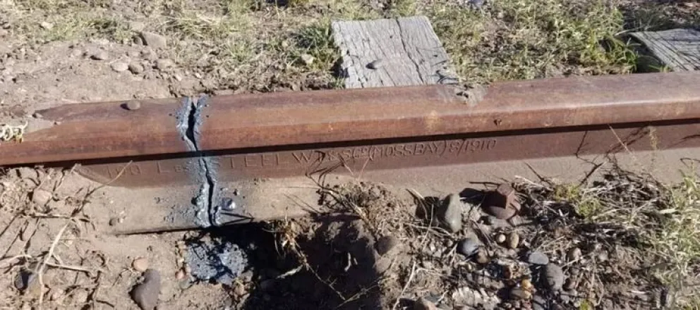 Robaron miles de metros de rieles y cientos de durmientes del Tren Patagónico entre Bahía Blanca y Carmen de Patagones