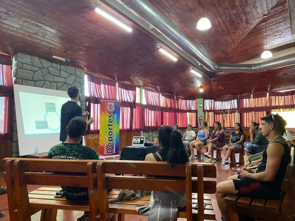 Continúa la capacitación “Evaluación del Deportista” en la Casa del Deporte