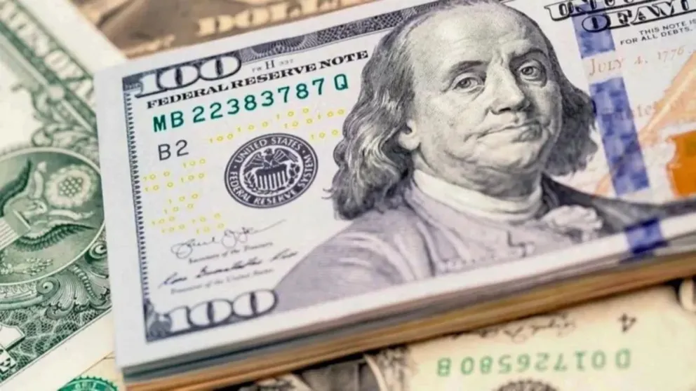 El dólar blue cierra la semana en baja: cotización del viernes 10 de febrero