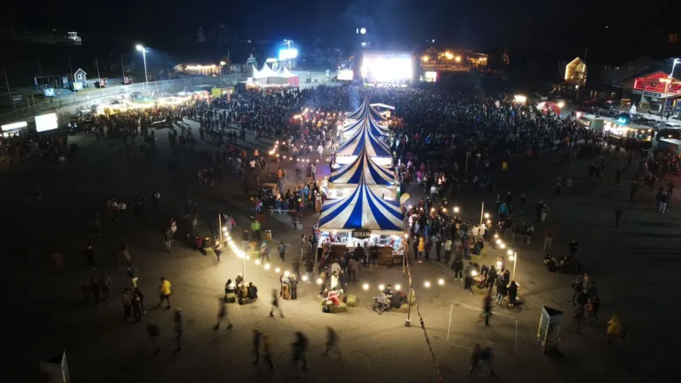 Turf y Conociendo Rusia hicieron delirar al Catedral en la Fiesta de la Cerveza