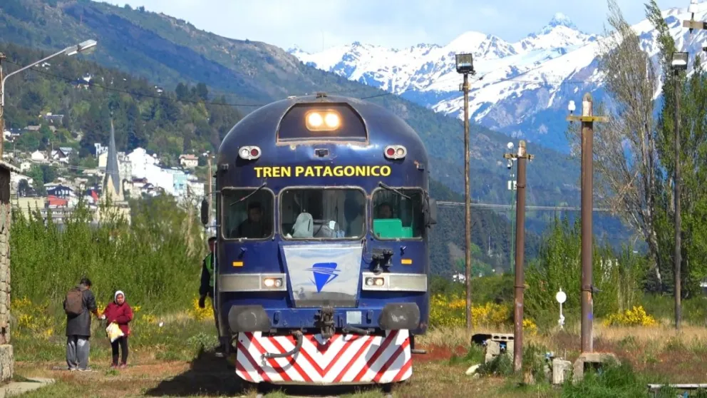 Por problemas técnicos suspenden por 30 días el tren Jacobacci- Bariloche