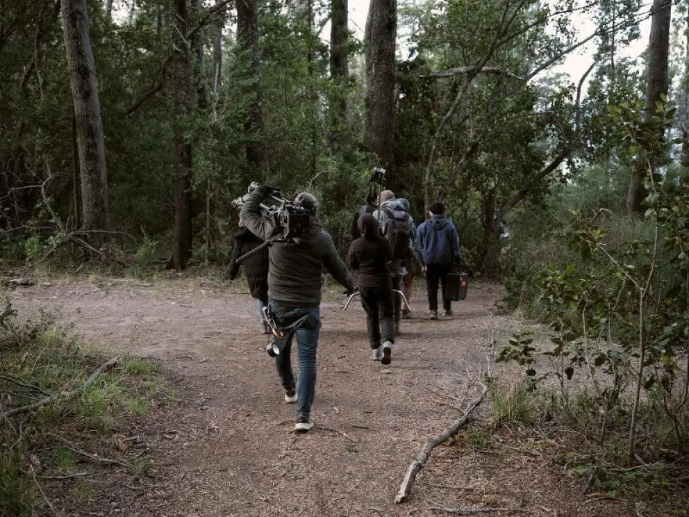 Continúan buscando extras para una serie internacional que se filmará en Bariloche