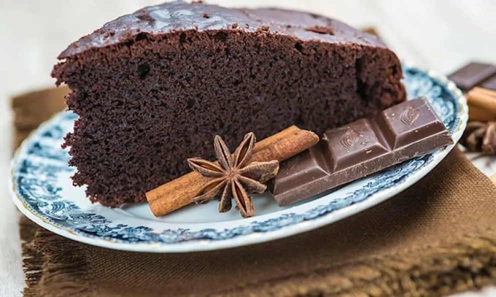 Paso a paso para hacer una torta de chocolate y especias, ¡riquísima!