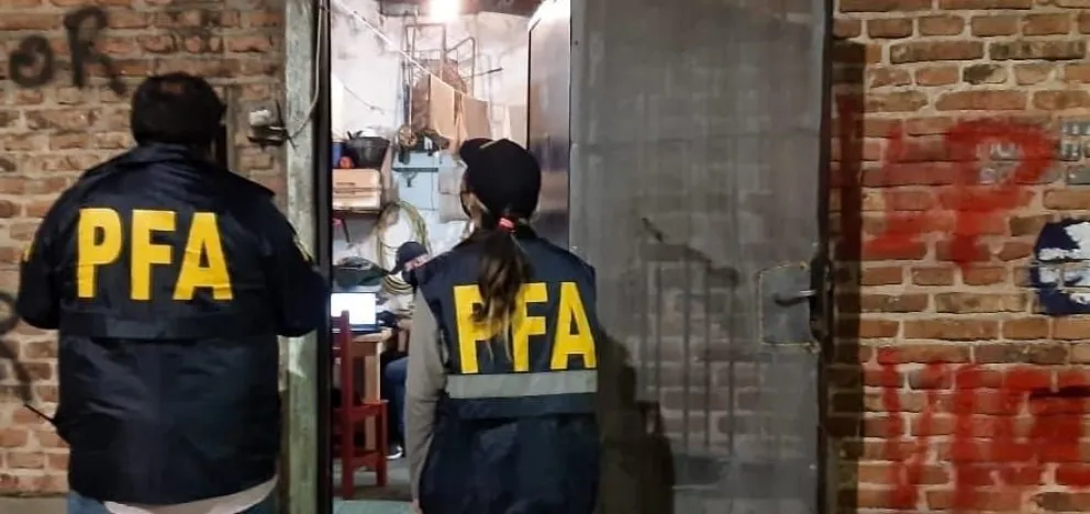 Horror: explotaba sexualmente a su hija y recibía “a cambio mercadería”