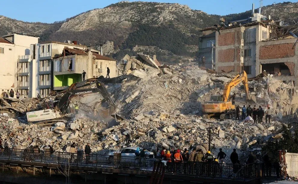Hubo un nuevo terremoto en Turquía: dejó al menos tres muertos y cientos de heridos 