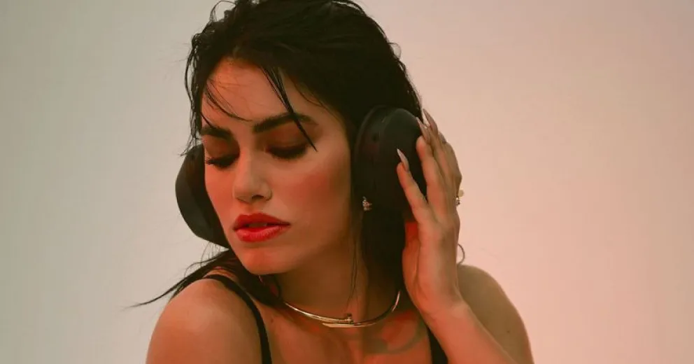 El look de Lali Espósito para viajar en avión que llamó la atención