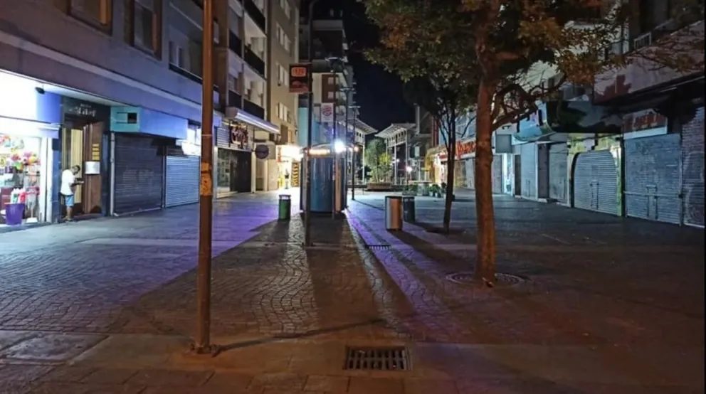 Horror: un adolescente fue asesinado a puñaladas en la peatonal de Mar del Plata