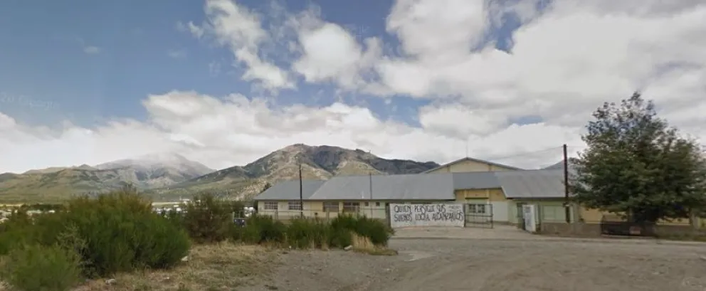 Caminaba a la comisaría a denunciar el robo de su moto, encontró a los ladrones y la recuperó