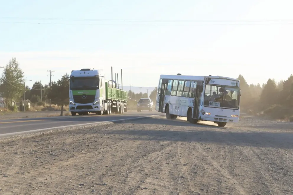 Sigue muy grave el herido en la tragedia de Ruta 40 y los vecinos piden medidas de seguridad vial