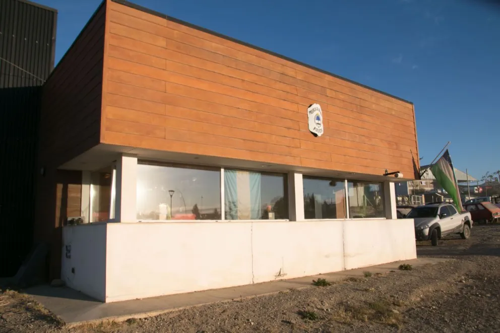 Acudió personal del puesto de Ruta 40, ubicado a pocos metros del Chango Más.