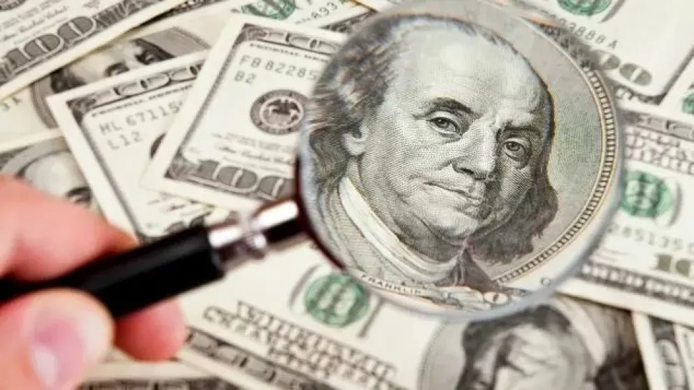 Dólar blue y dólar oficial: a cuánto cotizan este viernes 24 de febrero 