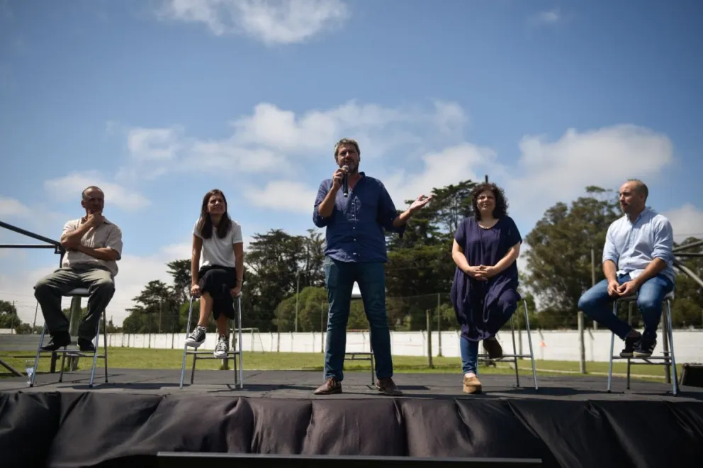 Lammens, Vizzotti y Raverta presentaron una nueva etapa del programa "Hay Equipo"