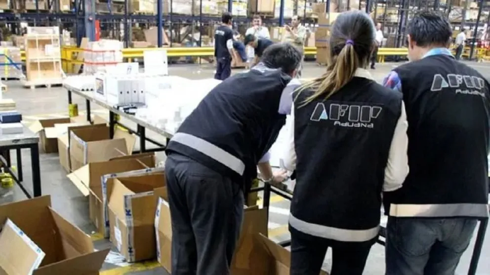 AFIP hará una subasta millonaria de mercadería: ¿Cómo participar?