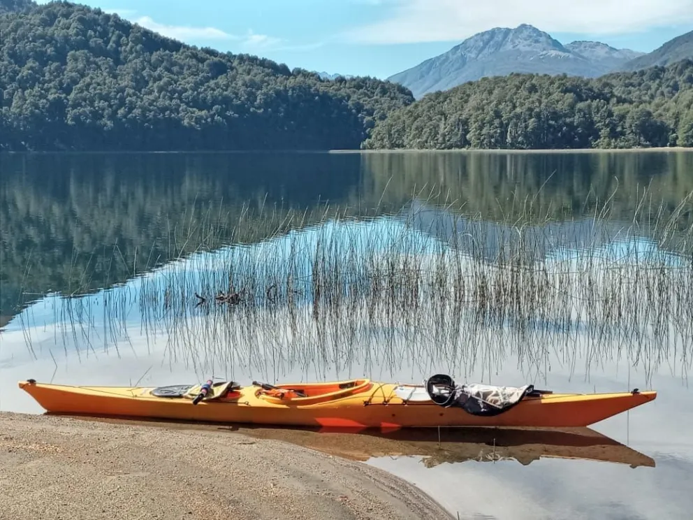 Busca desesperadamente un kayak que le fue robado y pertenecía a su padre fallecido 