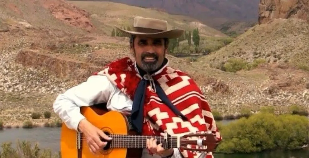 Chango Mac Donald presente en un nuevo evento en el Puerto San Carlos 