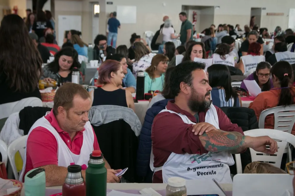 UnTER Bariloche convoca a sus afiliados a una reunión informativa sobre la paritaria