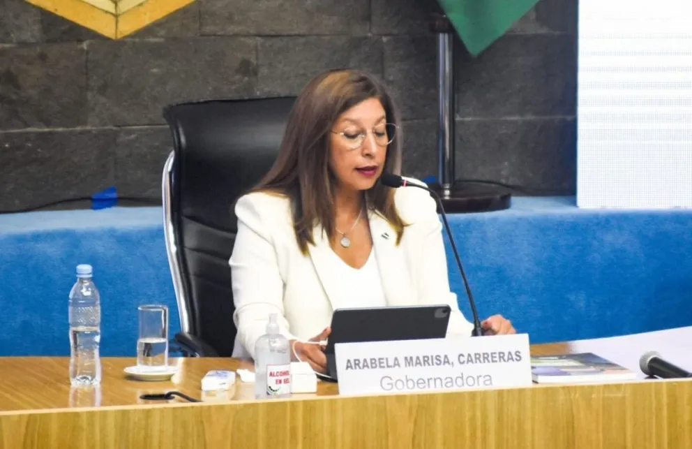 Luego del discurso de Carreras, la oposición dio su opinión: “Yo no sé qué provincia está viendo la Gobernadora”