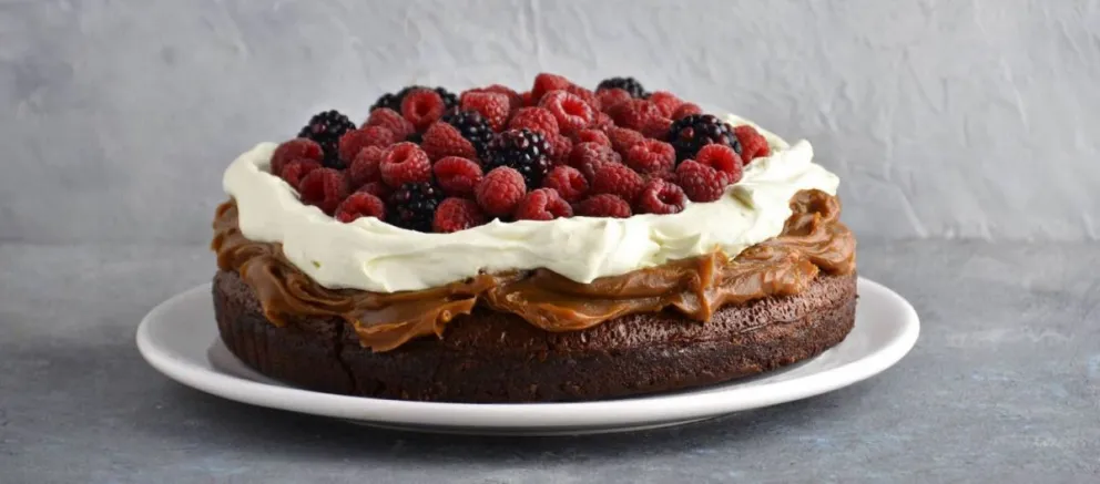 Un postre riquísimo: marquise con frutos rojos